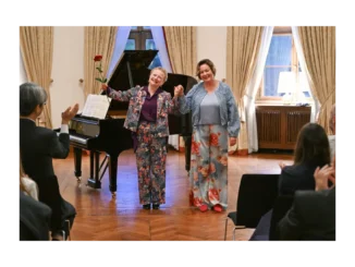 Objevte album Dvořák: Early Songs od Jankové a Willi