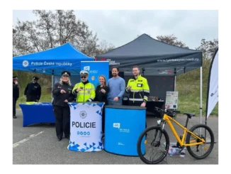 Jak cyklistika ohrožuje seniory bez přilby?