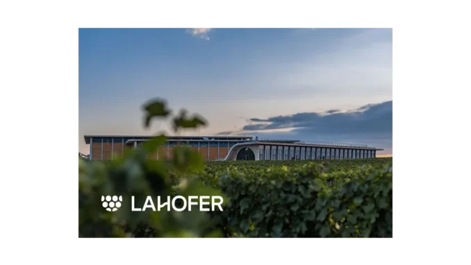 LAHOFER: 20 let v inovativním vizuálním stylu