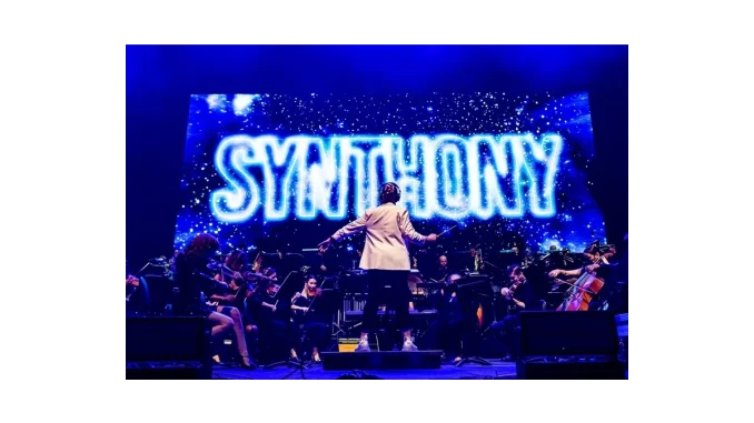 SYNTHONY: Revoluční spojení hudby v ČR