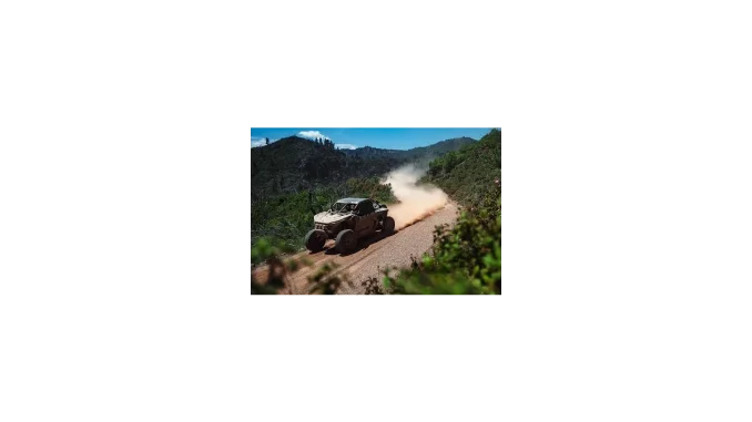 Super Villain SX20T září na Hellas Rally Raid